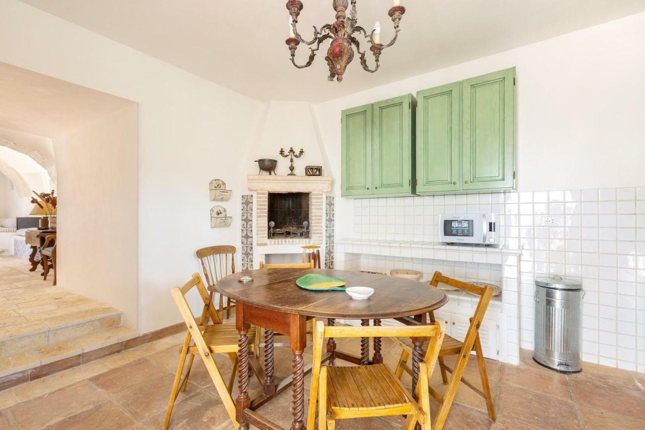 Trullo Il Karrubo Βίλα Ostuni Εξωτερικό φωτογραφία