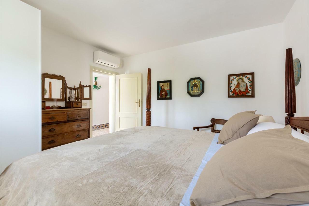 Trullo Il Karrubo Βίλα Ostuni Εξωτερικό φωτογραφία
